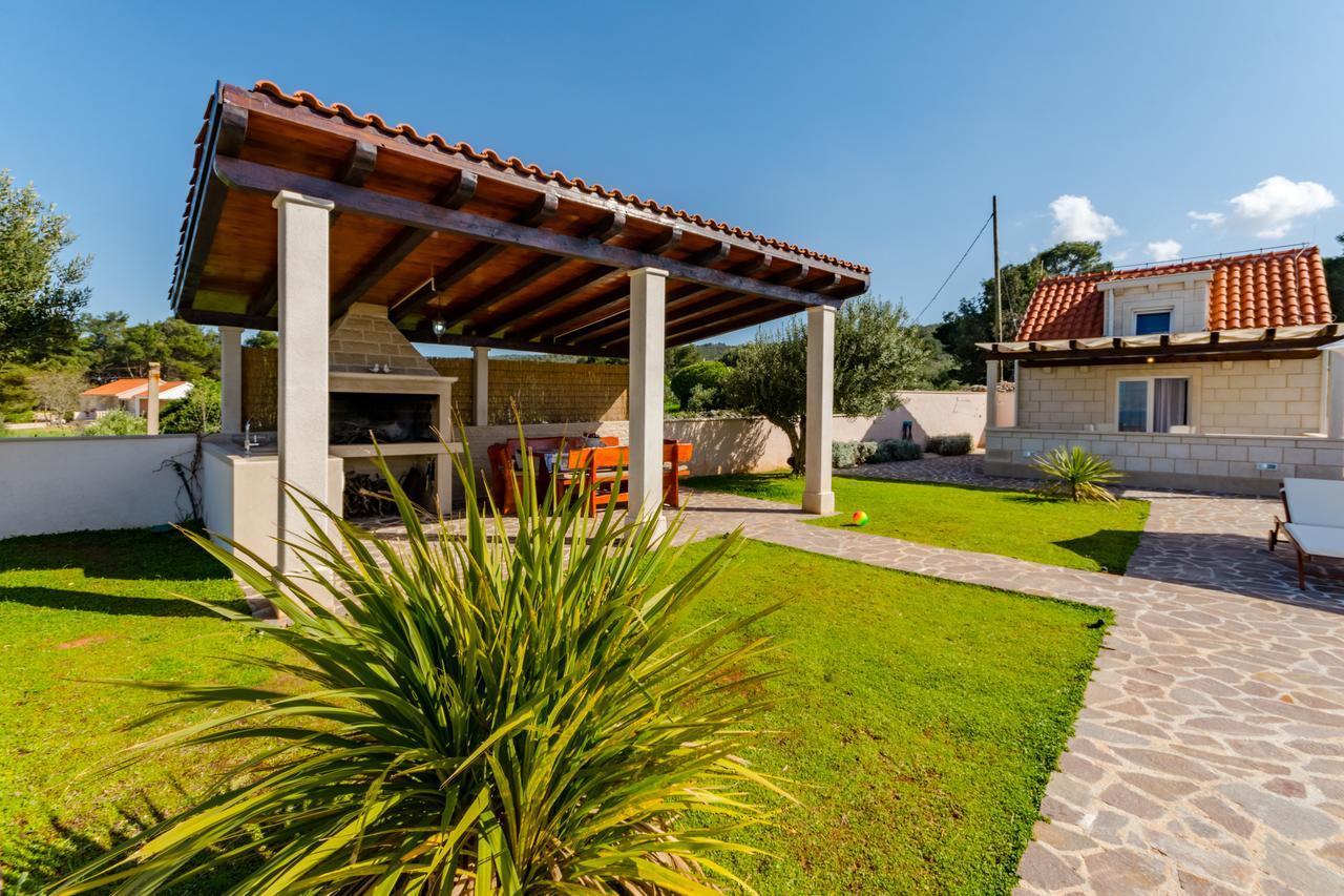 Villa Mis Supetar Exterior foto